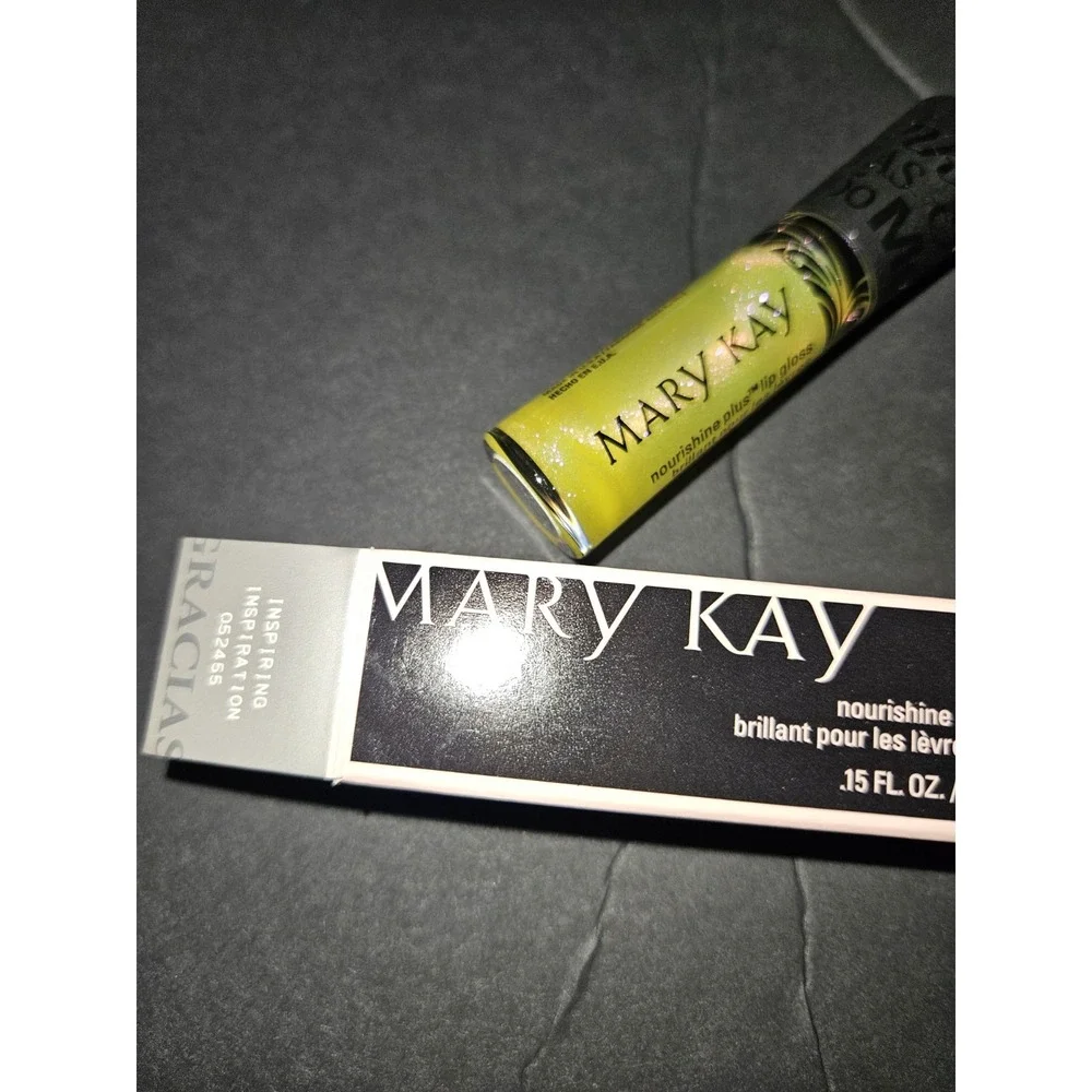 Mary‎ Kay Nourishine Lip Gloss Inspiring  New